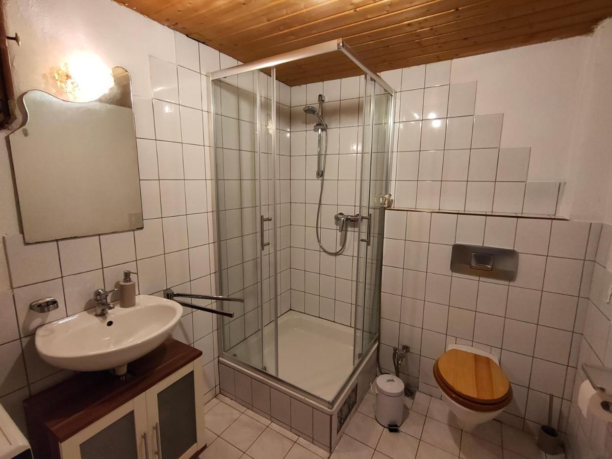 Gemuetliche Ferienwohnung Mit Kamin Und Garten Γκάρμις-Παρτενκίρχεν Εξωτερικό φωτογραφία